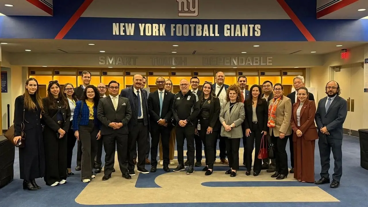 Society members during a diplomatic tour of MetLife Stadium.